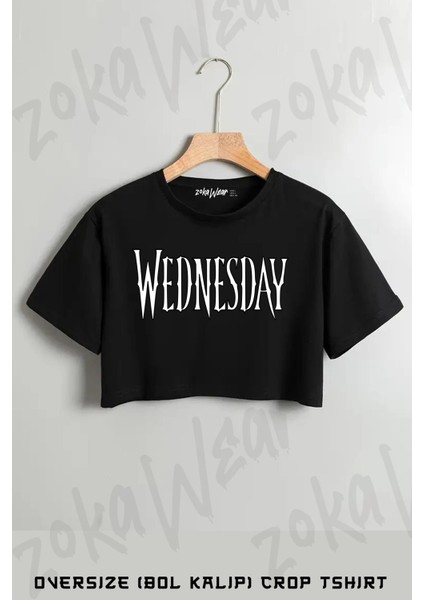 Logo Wednesday Addams Family Baskılı Oversize Crop T-Shirt