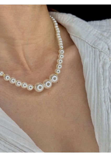 Büyük Boy Inci Detaylı Zarif Kadın Kolye – Altın Ara Parçalı indirimleri