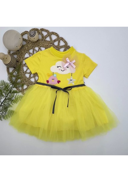 1-2-3 Yaş Tül Tokalı Bulut Civciv ve Yıldız Nakışlı Kız Bebek Elbisesi Sarı