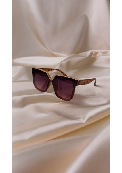 Mihrishine Leopar Desenli Kadın Güneş Gözlüğü