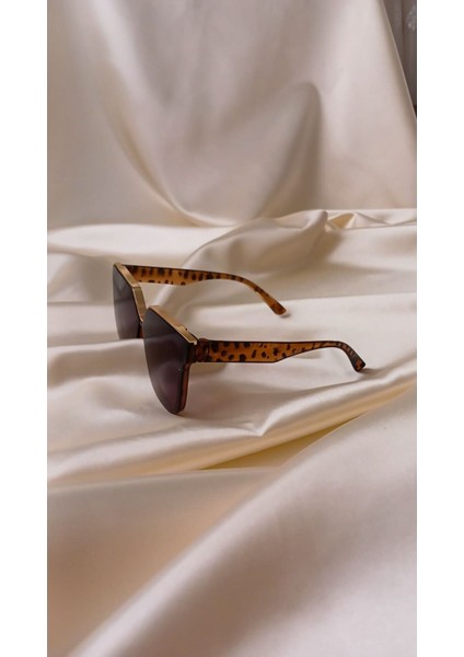 Mihrishine Leopar Desenli Kadın Güneş Gözlüğü fiyatları