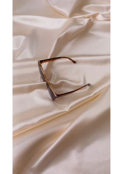 Mihrishine Leopar Desenli Kadın Güneş Gözlüğü indirimleri