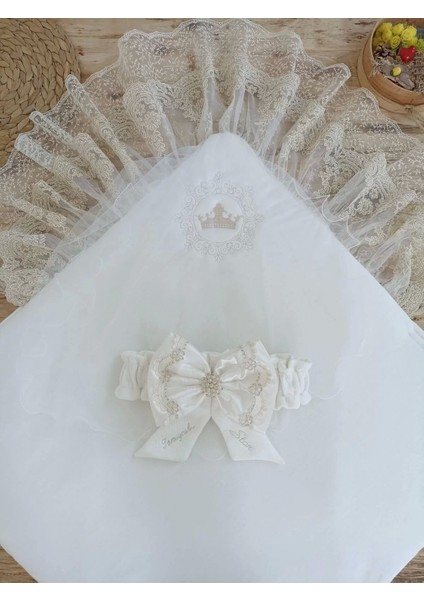 Yenidoğan Sahra Taç Nakışlı Plazma Taşlı Güpürlü Fiyonklu Duvaklı Trilüks Kundak Bebek Battaniyesi Ekru fiyatları