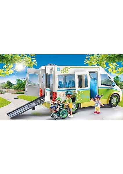 City Life 71329 Okul Otobüsü, Sürgülü Kapılı Büyük Okul Otobüsü, Tekerlekli Sandalye Için Katlanabilir Rampa ve 5 Figür Için Yer, 4 Yaşından Büyük Çocuklar Için Oyuncak