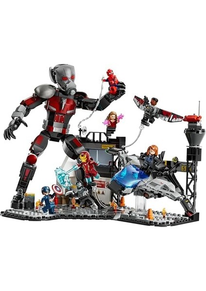 Marvel Kaptan Amerika: Kahramanların Savaşı Aksiyon Savaşı 76314-10 Yaş ve Üzeri Çocuklar Için 8 Minifigürlü Oyuncak Yapım Seti, Doğum Günü Hediyesi (736 Parça)