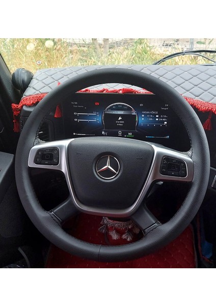 Dikişli Direksiyon Kılıfı Siyah Deri Siyah Dikişli Mercedes Actros 1841 Için (Fotoğraftaki Direksiyonlar)