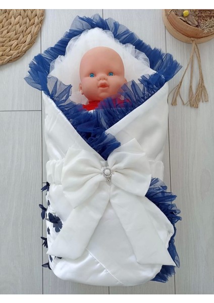 Yenidoğan Izmir Incisi Tül Işlemeli Pamuklu Fiyonklu Kundaklı Lüks 3lü Alt Açma Seti Lacivert fırsatları