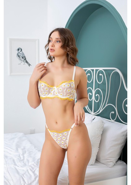 Aria's Closet Özel Tasarım Dantel Işlemeli Sarı Papatya Çiçek Desenli Desteksiz Brode Sütyen Takımı