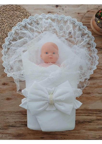 Yenidoğan Yakamoz Kumru Model Dantelli Taşlı Fiyonk Bebek Battaniyesi Kundak Ekru fiyatları