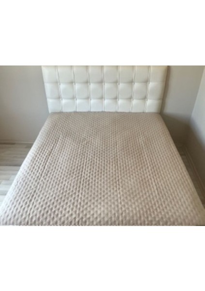 Düz Boya Lazer Kapitoneli Çok Amaçlı Pike Battal Boy 230 x 250 cm Yatak Örtüsü modelleri