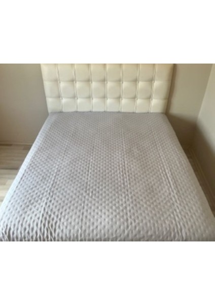 Düz Boya Lazer Kapitoneli Çok Amaçlı Pike Battal Boy 230 x 250 cm Yatak Örtüsü modelleri