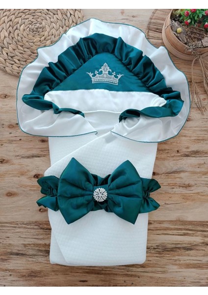Yenidoğan Mehtap Lüks Kelebek Taç Nakışlı Bebek Battaniyesi Kundak Zümrüt Yeşili