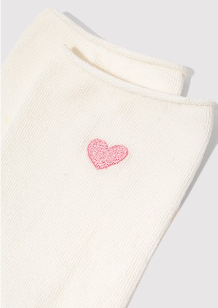 Kalp Işlemeli Ekru Soket Çorap 1913243-70048 fiyatları