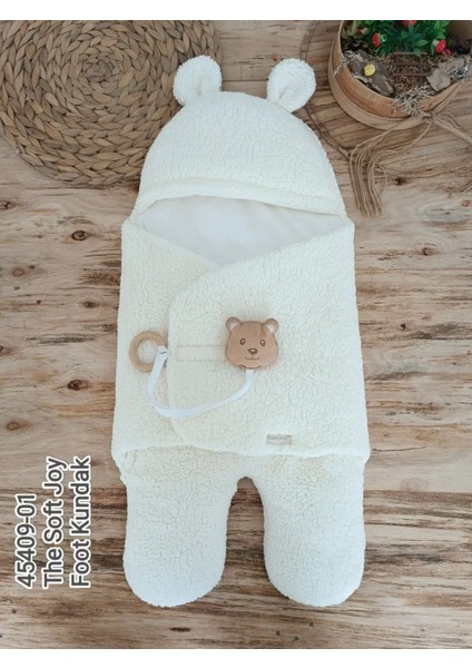 Yenidoğan Kulaklı Şapkalı Açılır Kucaklı Cırt Kapamalı Ayaklı Bebek Battaniyesi Kundak Krem