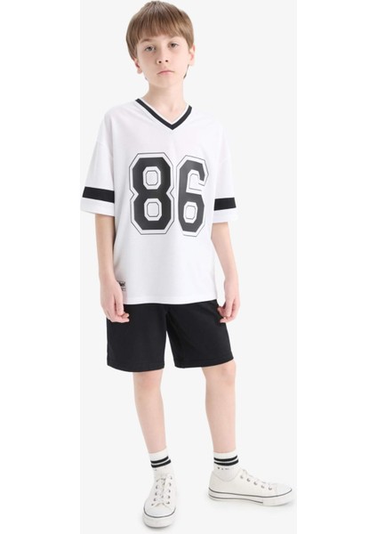 Erkek Çocuk Oversize Geniş Kalıp V Yaka Baskılı Tül Kısa Kollu Tişört F2412A825HS fırsatları