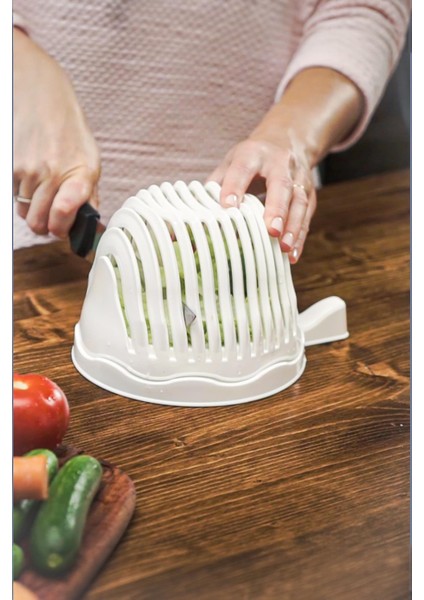 Pratik Salata ve Meyve Dilimleğici & Pratik Süzgeç fırsatları