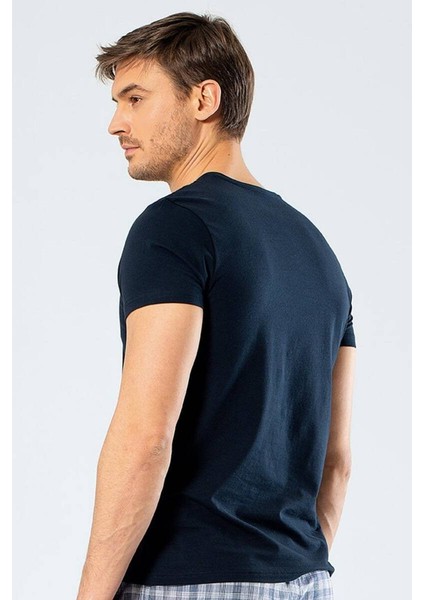 V Yaka Likralı Erkek T-shirt modelleri