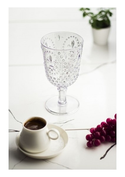 Akrilik Şeffaf Ayaklı Bardak