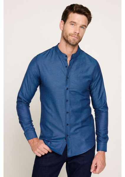 Slim Fit Dar Kesim Hakim Yaka Lacivert Erkek Gömlek