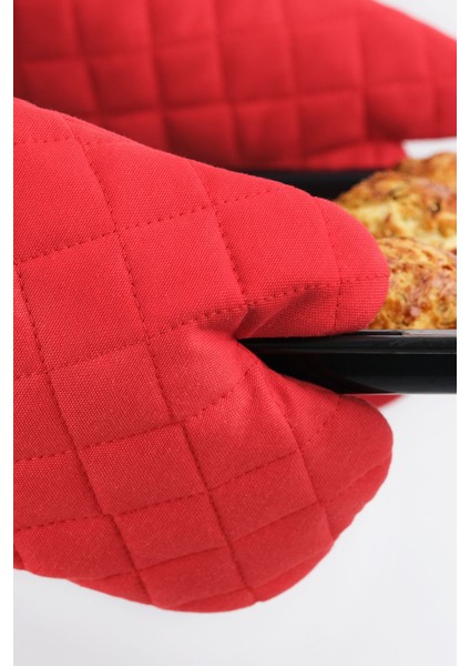 Yanmaz Fırın Eldiveni 2 Adet ve Fırın Tutacağı 2 Adet Kırmızı fırsatları