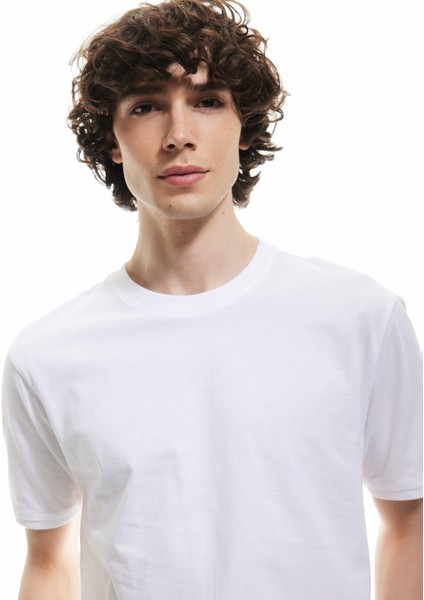 Kısa Kollu Bisiklet Yaka Pamuklu Slim Fit Erkek Basic Tişört