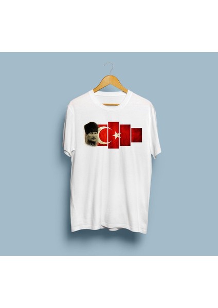 Oversize Mustafa Kemal Atatürk ve Türk Bayrağı Tasarım T-Shirt