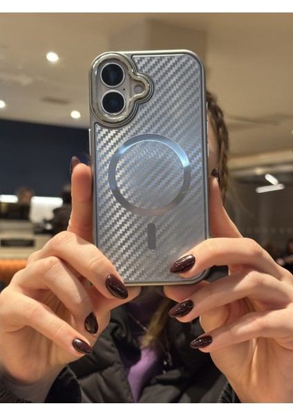 iPhone 16 Plus Uyumlu Titanyum Çöl Karbon Fiber Magsafe Özellikli Kılıf modelleri