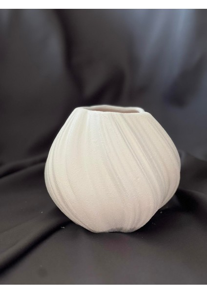 Spiral Dokulu Yuvarlak Form Beyaz Dekoratif Vazo