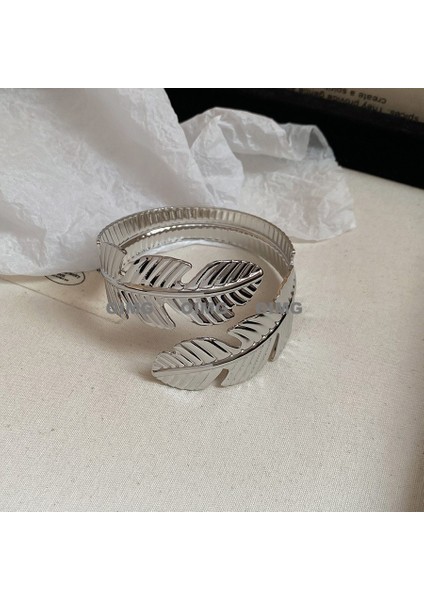 Yeni Ağır Sanayi Iyi Şanslar Bilezik Zarif Işık Lüks Mizaç Bilezik Kişiselleştirilmiş Nimet El Takı (Yurt Dışından)