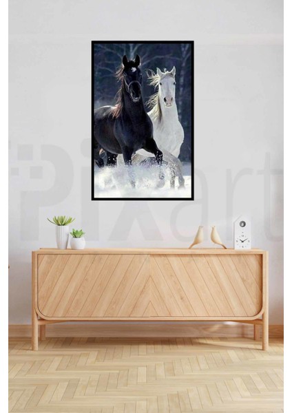 Karlarda Koşan Iki At Pixart Sanat Elmas Mozik Tablo Daimond Türkiye 43*66 fiyatları