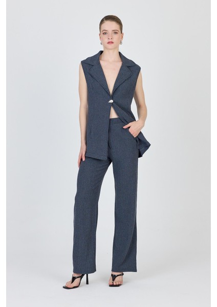 Mavi Kolsuz Yelek ve Bol Paça Pantolon Takımı 1490