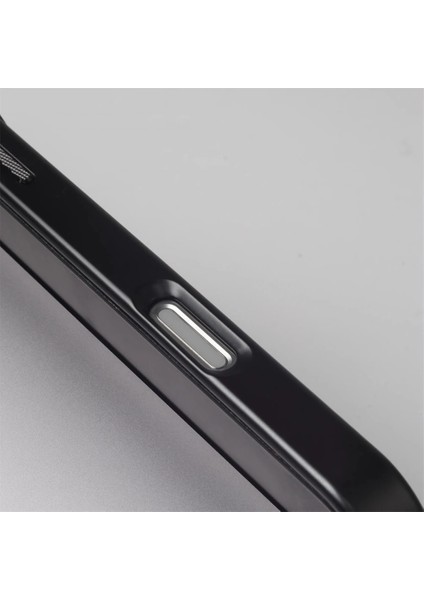 iPhone 16 Pro Max Uyumlu Titanyum Siyah Karbon Fiber Magsafe Özellikli Kılıf modelleri