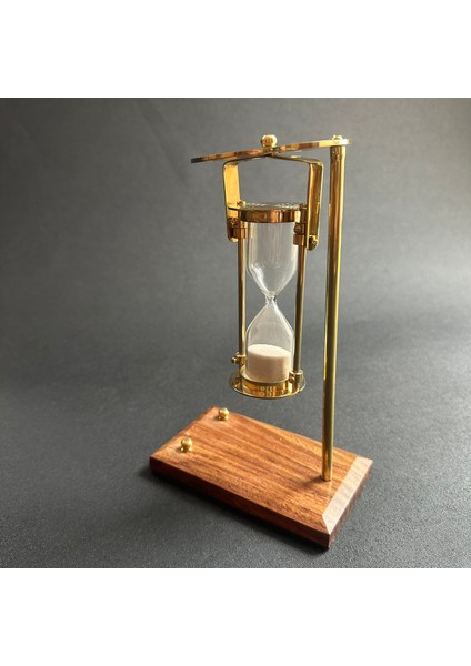 Kaidesinde Sıradışı Pirinç Kum Saati