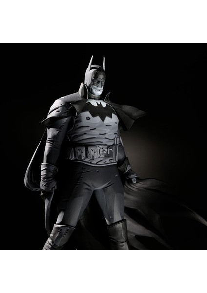 Dc Direct Batman Siyah Beyaz: Batman Mike Mignola (Gotham By Gaslight) 1:10 Reçine Heykeli