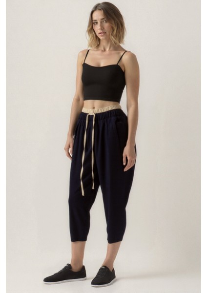 Bel Kısmı Çift Renkli Pantolon modelleri