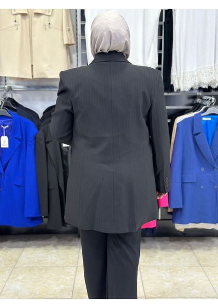Dört Düğmeli Blazer Ceket fiyatları