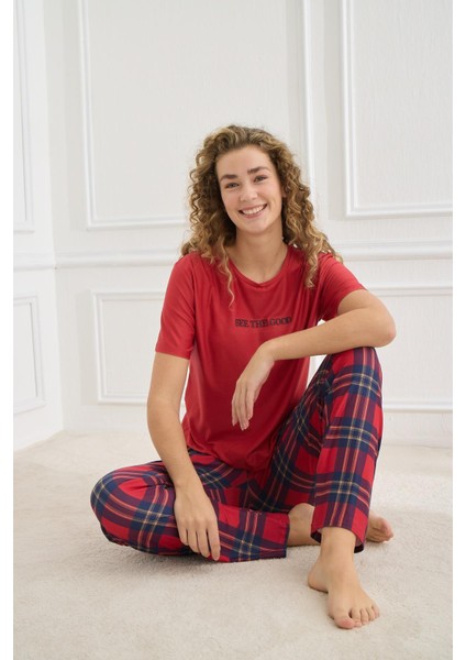 Kadın Ekose Desenli Bisiklet Yaka Pijama Takım | Kırmızı 30102-598