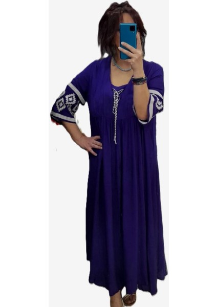 Mor Püskül Detaylı Nakışlı Elbise fiyatları