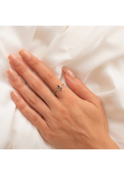 Gümüş Yüzük - Gümüş Yüzük - 0.60 Karat Mekik Mistik Topaz Taşlı Es 925 Ayar Gümüş Evlilik Teklifi Yüzüğü indirimleri