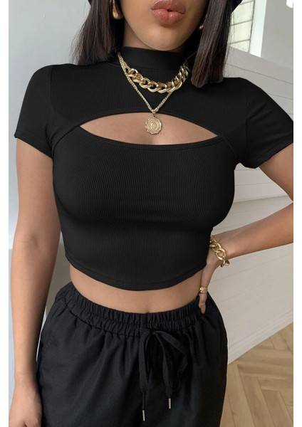 Kadın Siyah Göğüs Dekolteli Yarım Kollu Cut Out Crop Top Bluz