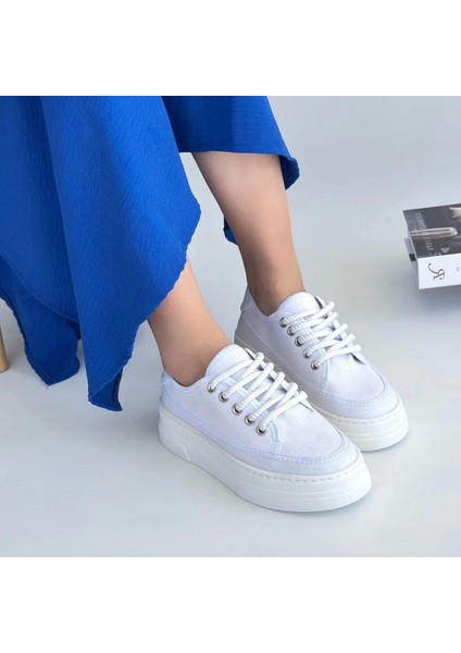 Carin Beyaz Keten Bağcıklı Spor Ayakkabı fırsatları