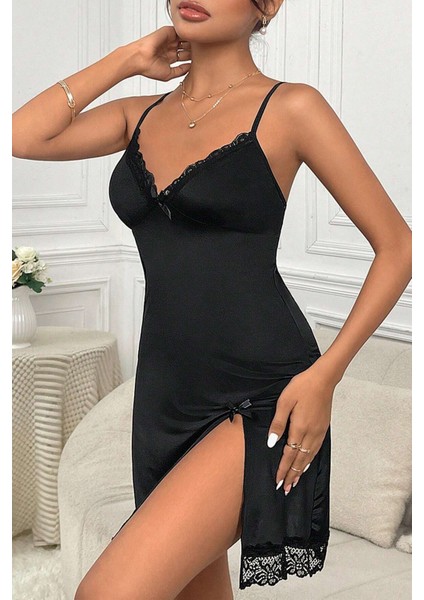 Kadın Siyah Dantelli Fiyonklu ve Yırtmaçlı Şık Gecelik indirimleri