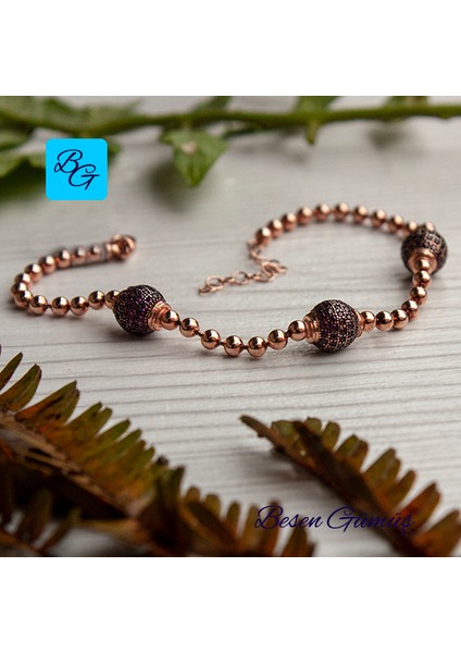 Rose Topçuklu Zincirli Üç Pembe Taşlı Toplu Bileklik