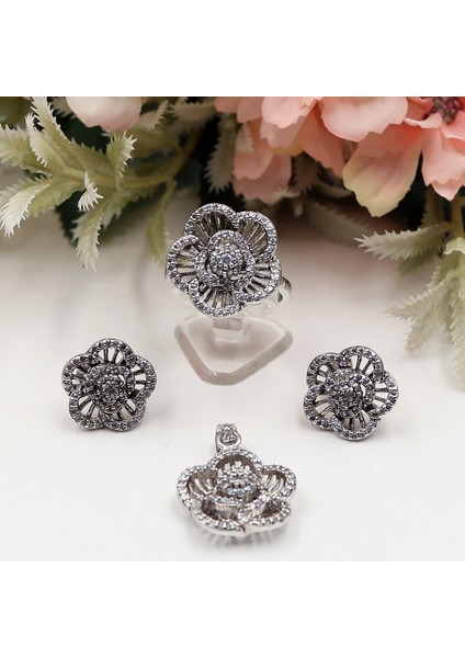 Zirkon Taşlı Beyaz Modern Çiçek Model Set