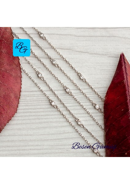 Beş Sıralı Araları Taşlı Zincir Bileklik