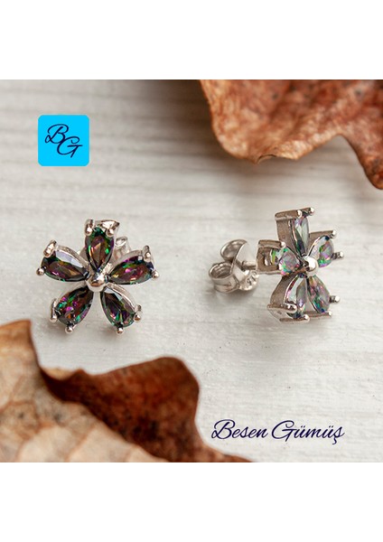 Mistik Topaz Taşlı Çiçek Küpe