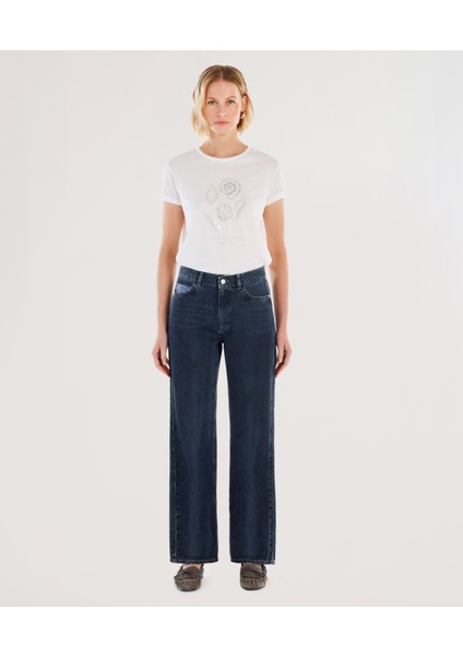 Arka Cep Detaylı Geniş Fit Denim Pantolon