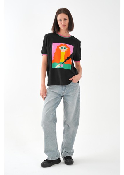 Alexandergardı Yaka ve Kol Detaylı Baskılı Kadın T-Shirt
