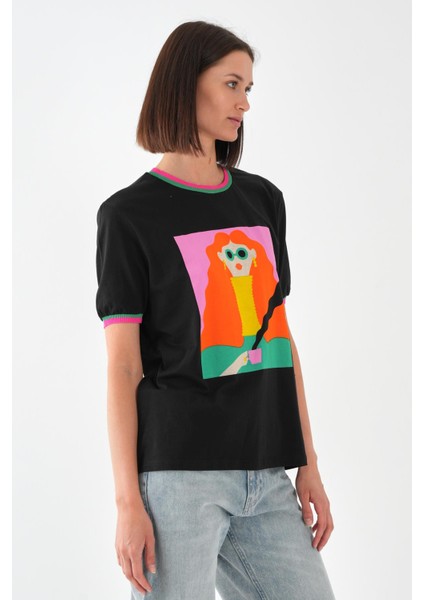 Alexandergardı Yaka ve Kol Detaylı Baskılı Kadın T-Shirt