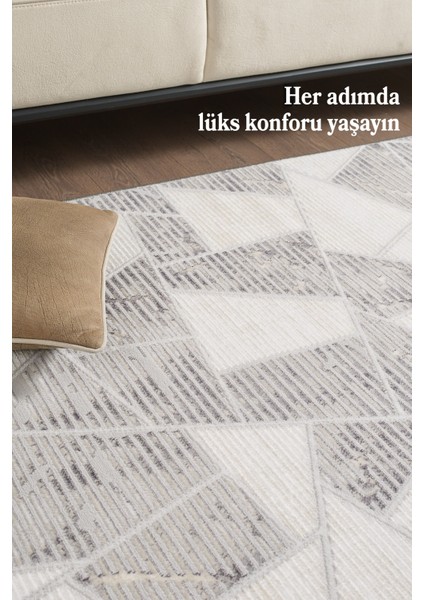 Saçaklı Salon Oturma Odası Halısı Yumuşak Polyester Pamuk Taban Modern ve Klasik Desenli Halı Siyah
